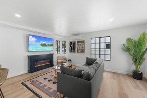 TV connectée, cheminée