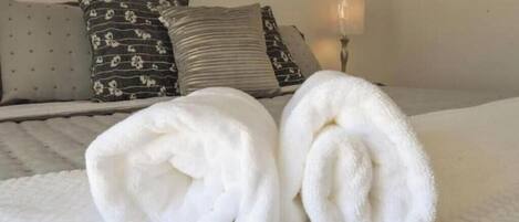 1 間睡房、熨斗/熨衫板、Wi-Fi、床單