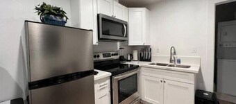 Awesome Studio fast wi-fi and free parking permit