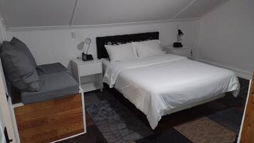 2 quartos, ferros/tábuas de passar roupa, Wi-Fi, roupa de cama