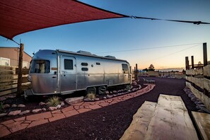 Property grounds - Airstream w/ Private Hot Tub (Unit G) - 4 Person Airstream with Private Hot Tub (Williams)