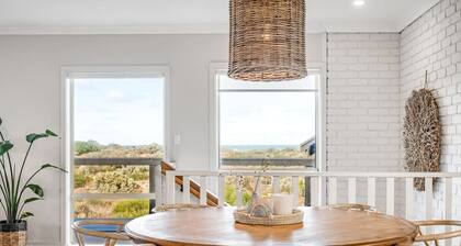 Surfers Reserve - Beachfront, family and pet frien