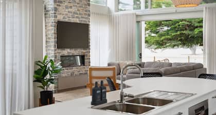 Fairview Greens—A Refined Golf Course Retreat