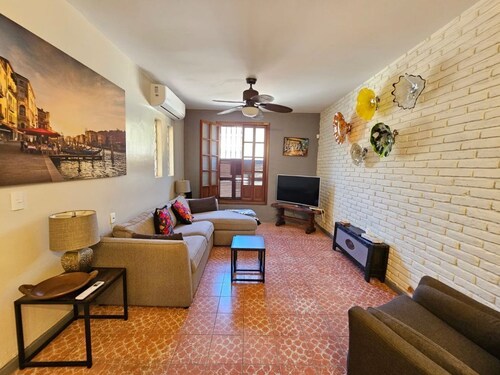 Historic Home with Roof-top Terrace and Grill