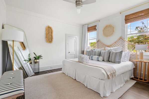 2 bedrooms, iron/ironing board, Internet