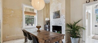 Elins Farm Cottage, family friendly