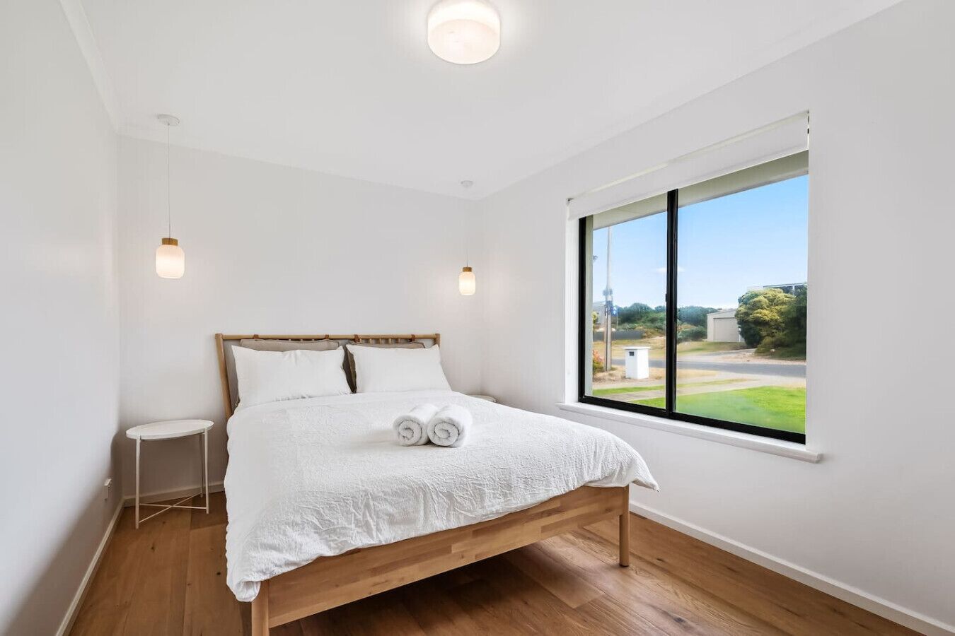 3 bedrooms, desk, iron/ironing board, WiFi