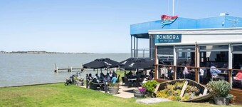 Brooking`s Perch, Walk to Shops & River, WiFi