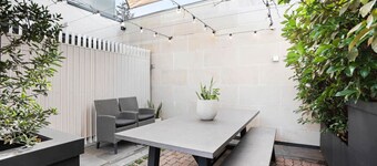 The Gordon Hideaway, Heart of Glenelg, Luxury