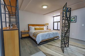 Standard Loft