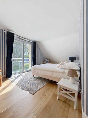 4 Schlafzimmer, Bügeleisen/Bügelbrett, WLAN, Bettwäsche