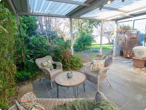 Bylund Cottage – Historic Charm in the Heart of Albany