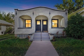 Exterior detail - Charming 2-bedroom Home Lakeland (Lakeland)