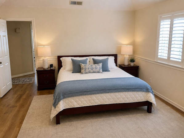 3 bedrooms, iron/ironing board, free WiFi, bed sheets