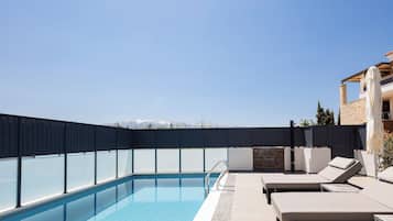 Classic Villa, 2 Bedrooms, Non Smoking, Private Pool | In-room safe, blackout drapes, iron/ironing board