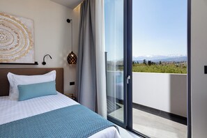 Classic Villa, 2 Bedrooms, Non Smoking, Private Pool | Interior