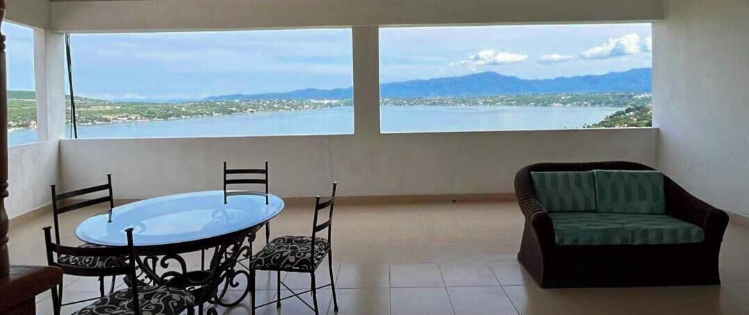 Suite estudio, vista al lago | Terraza o patio