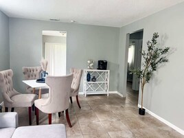 Casa, várias camas, cozinha, vista para o jardim (13921 19th st #2 ) | Parte interna