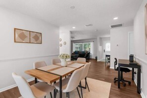 House, Multiple Beds, Pool Access, Pool View (31178 park ridge dr) | 3 bedrooms, individually decorated, individually furnished, bed sheets - Brooksville Oasis! 3 Bedroom, Heated Pool Home (Brooksville)