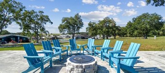 2 Bed Cozy Home, Dade City, Pickle Ball
