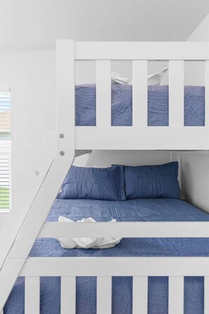 3 bedrooms, individually decorated, individually furnished, bed sheets