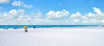 Pirate Cove Villas #111