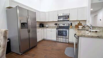 House, Multiple Beds, Patio, Garden View (37135 Grassy Hill ) | Private kitchen | Coffee/tea maker