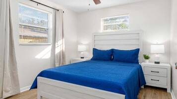 House, Multiple Beds, Patio, Garden View (38604 Naomi Ave) | 2 bedrooms, individually decorated, individually furnished, bed sheets