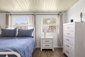 Maison, plusieurs lits, accès piscine, vue jardin (10034 Hamp Dr) | Vue de la chambre