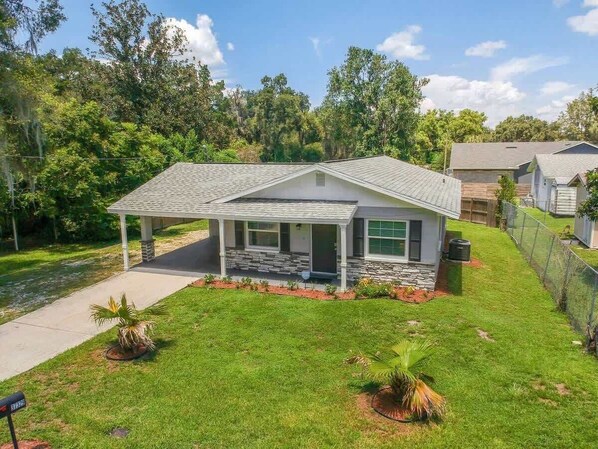 บริเวณภายนอก