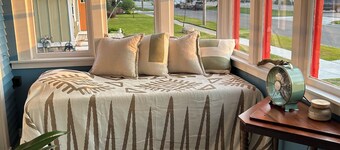 Bluffton Breeze Cottage- Peaceful Escape between two iconic lakes