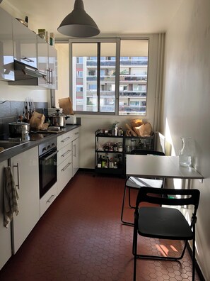 Oven, stovetop, dishwasher