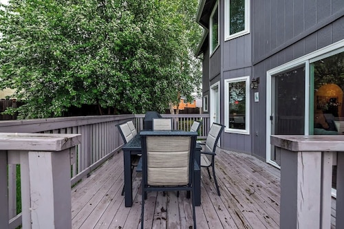 Rare Find - Entire Home! 4BDR Peppertree Retreat