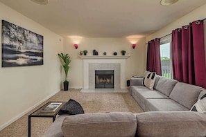 TV, fireplace, offices