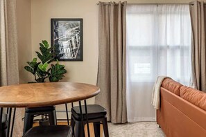 تلفزيون، مكتب