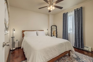 1 chambre, bureau, fer et planche à repasser, Wi-Fi gratuit