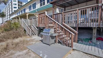 House, Multiple Beds (Gulfs Edge Townhome #7- Sun-Kissed Me) | Property grounds