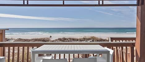 單棟房屋, 多張床 (Gulfs Edge Townhome #7- Sun-Kissed Me) | 室外用餐