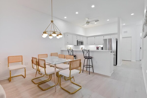 Townhouse, Beberapa Tempat Tidur (Gulfs Edge Townhome #7- Sun-Kissed Me) | Tempat makan