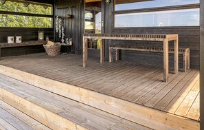 Outdoor dining - Stunning home in Knebel with WiFi (Knebel)