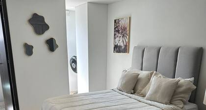 FURNISHED APARTMENT IN SOTOMAYOR CABECERA