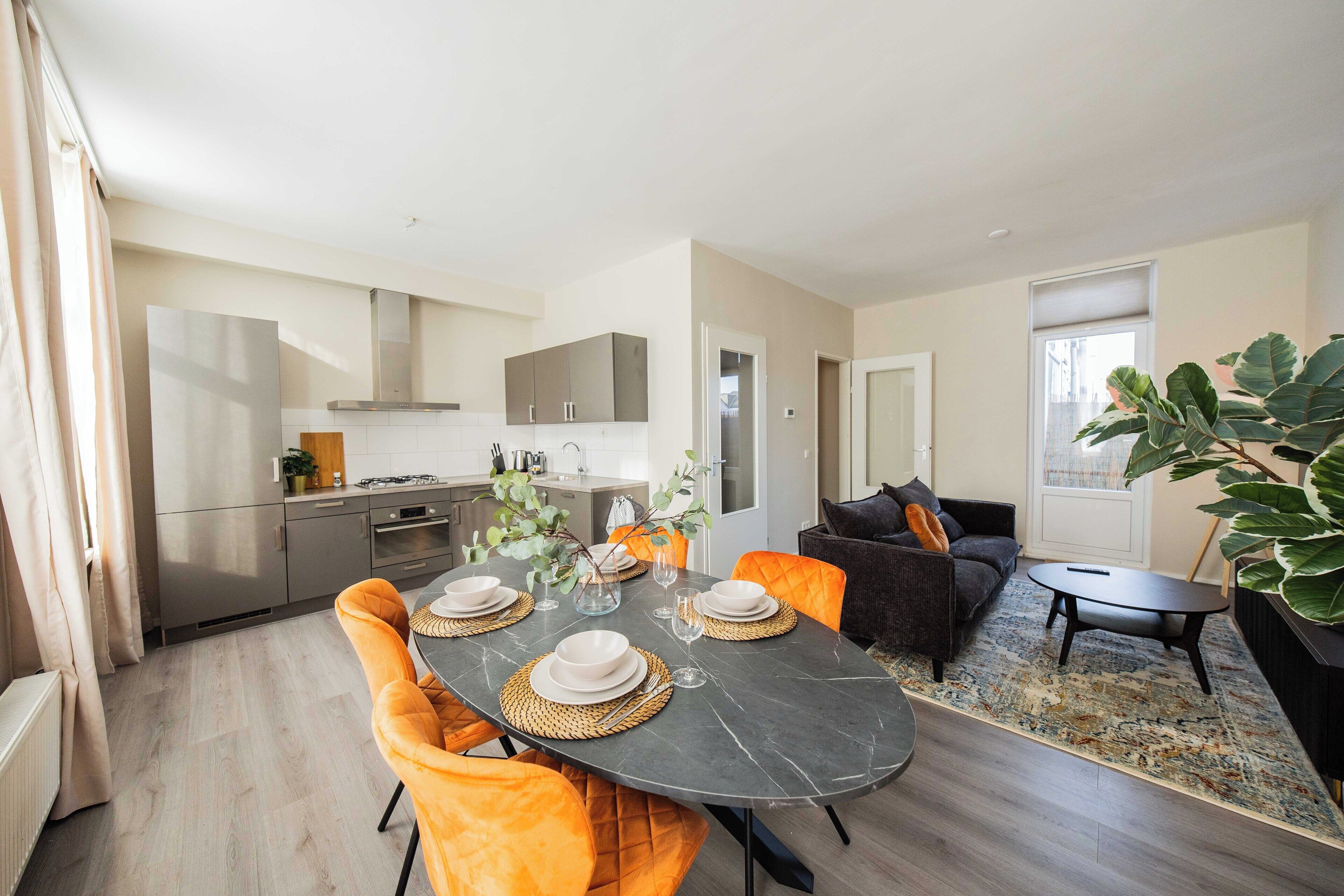 Comfort Apartment, 2 Bedrooms | Living area