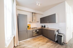 Comfort Apartment | Living area - Zwart Janstraat  (Rotterdam)