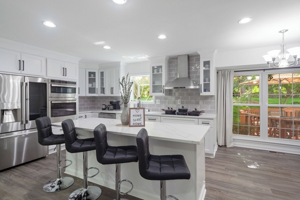 Refrigerador, microondas, horno, placa de cocina