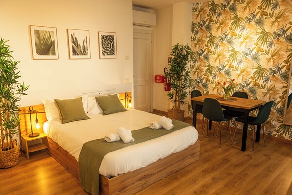 1 sovrum, strykjärn/strykbräda, wi-fi och sängkläder