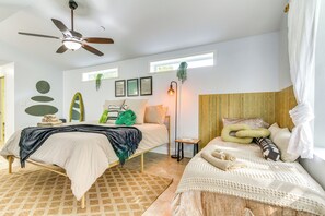 3 bedrooms, iron/ironing board, WiFi, bed sheets