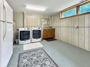 Luokittelematon kuva, 5 kautta 26, painike
