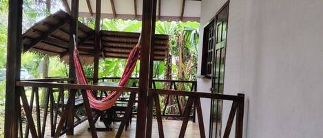 Cabin, Garden View | Outdoor dining