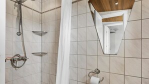 A shower with a glass enclosure, a towel rack, and a toilet paper holder. - Awesome home in Tranekær with WiFi (Tranekær)