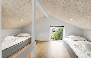 3 habitaciones, cuna de viaje y wifi gratis